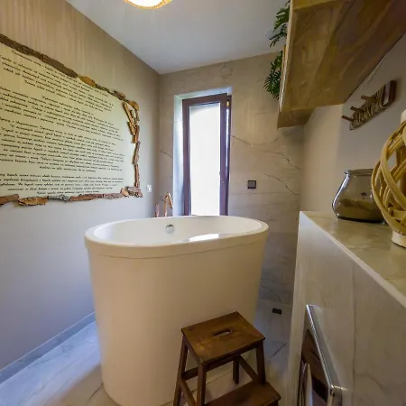 Like 3 Centrum Rynek Świdnica