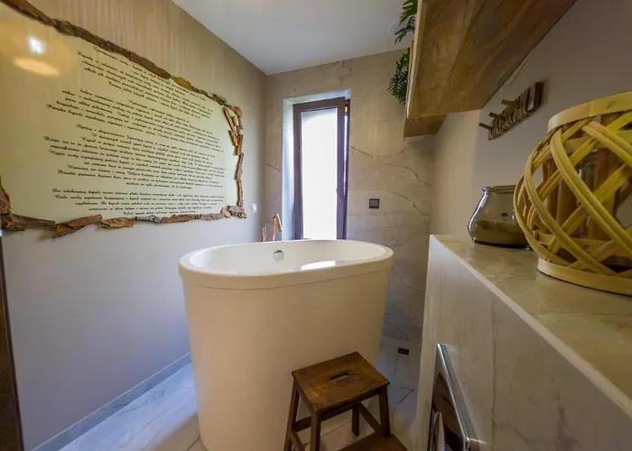 Like 3 Centrum Rynek Swidnica (Lower Silesia)